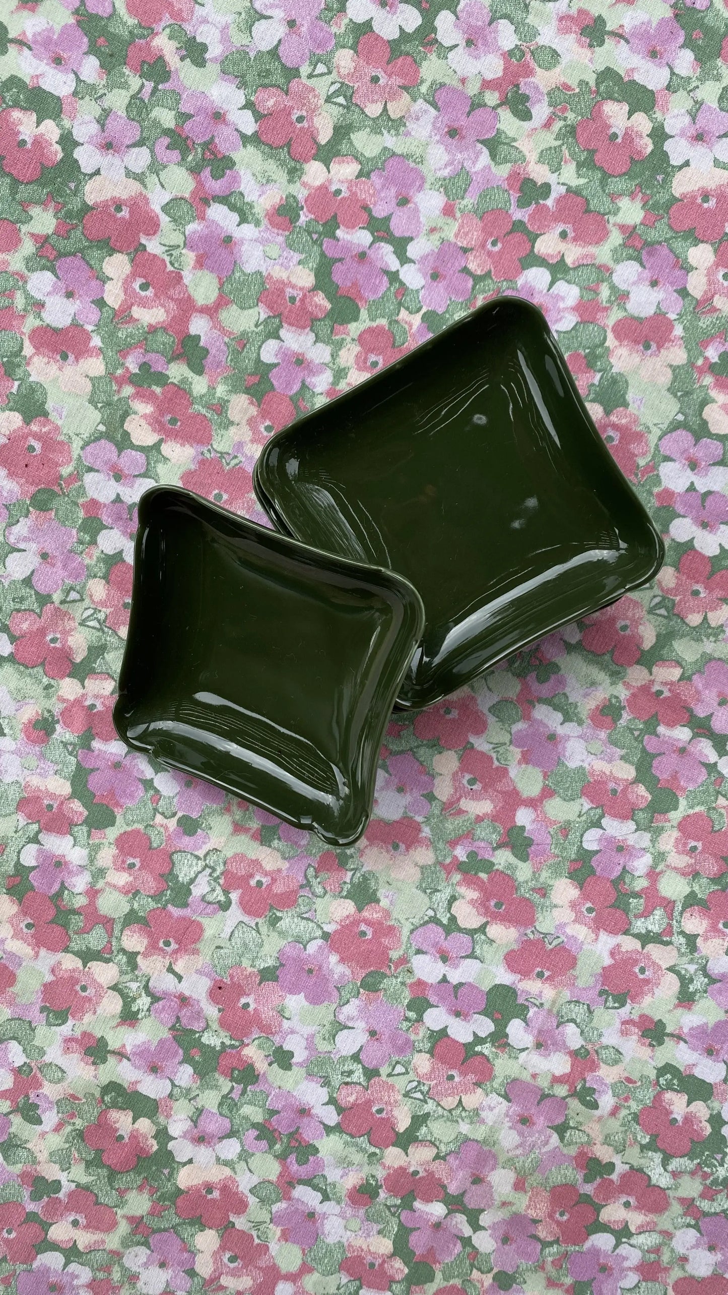 deep green small bowls
